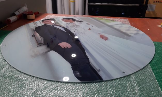 איך מדפיסים על זכוכית
